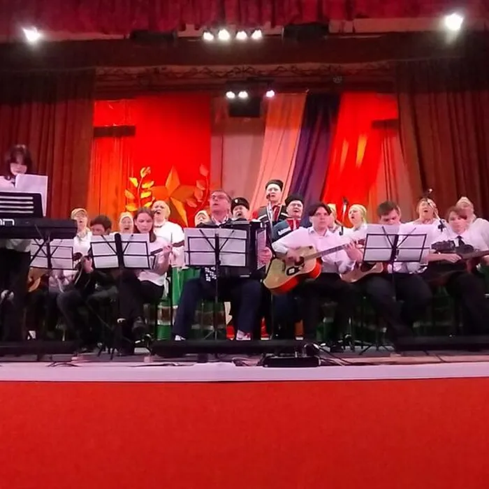 18 февраля на сцене Городского Дома культуры г. Тимашевска, состоялся 45 смотр «Не стареют душой ветераны», посвящённый 80- летию&nbsp; Великой Победы!